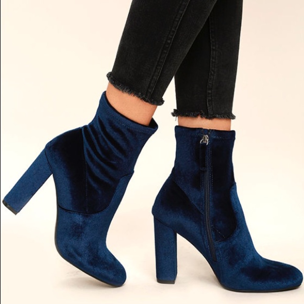 Steve Madden velvet boots